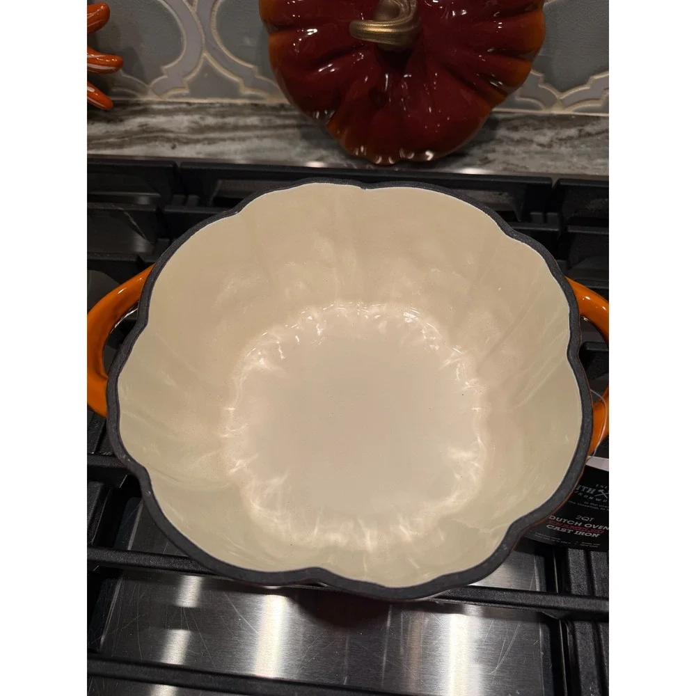 Smith &‎ Clark 2 QT Dutch Oven Cast Iron Pumpkin Cocotte Fall Thanksgiving Decor